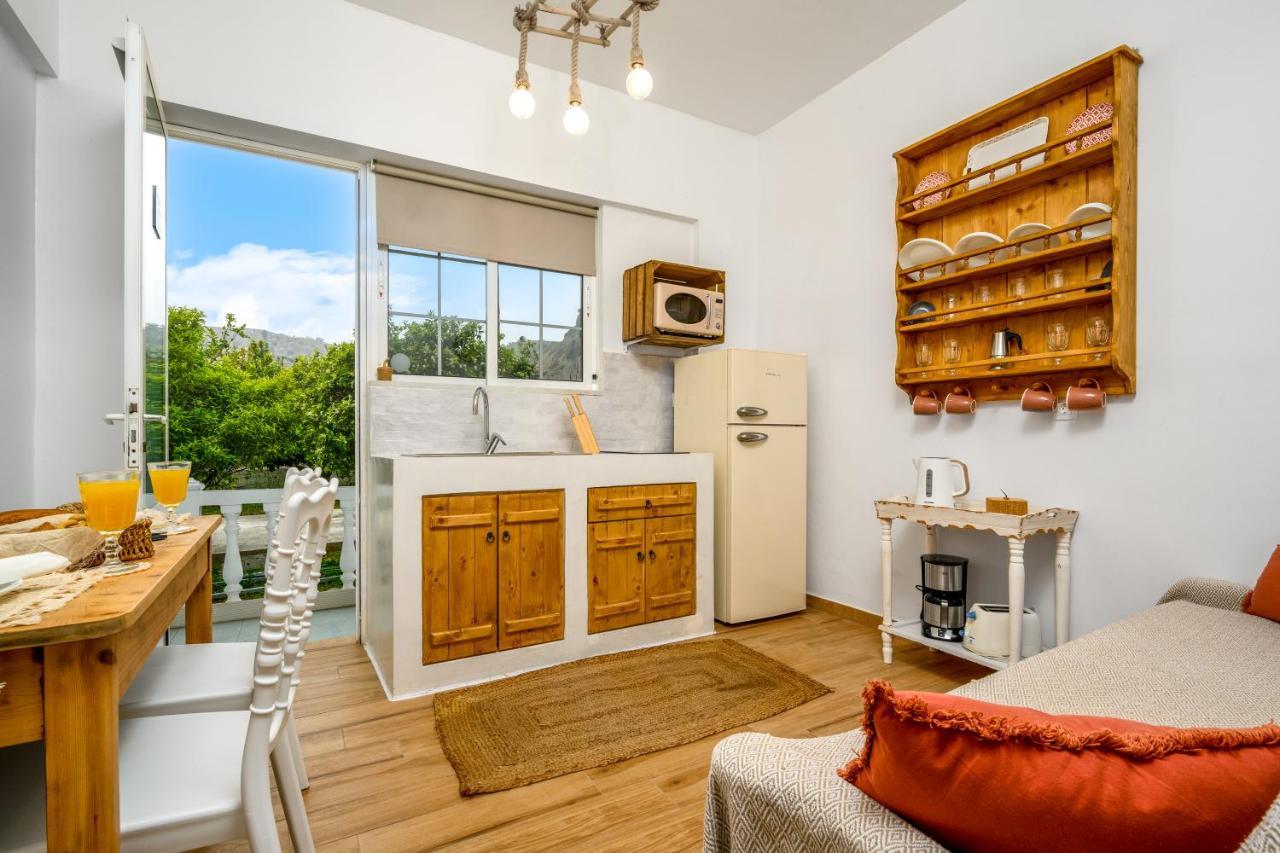 Afroditi Superior Apartments 아크앤젤로스 외부 사진
