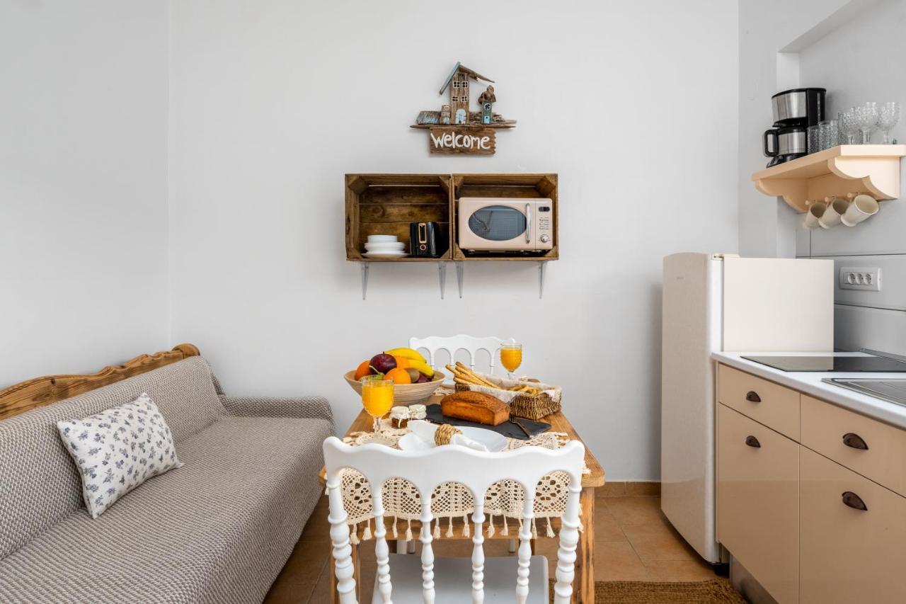 Afroditi Superior Apartments 아크앤젤로스 외부 사진