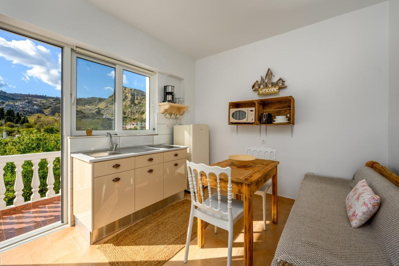 Afroditi Superior Apartments 아크앤젤로스 외부 사진